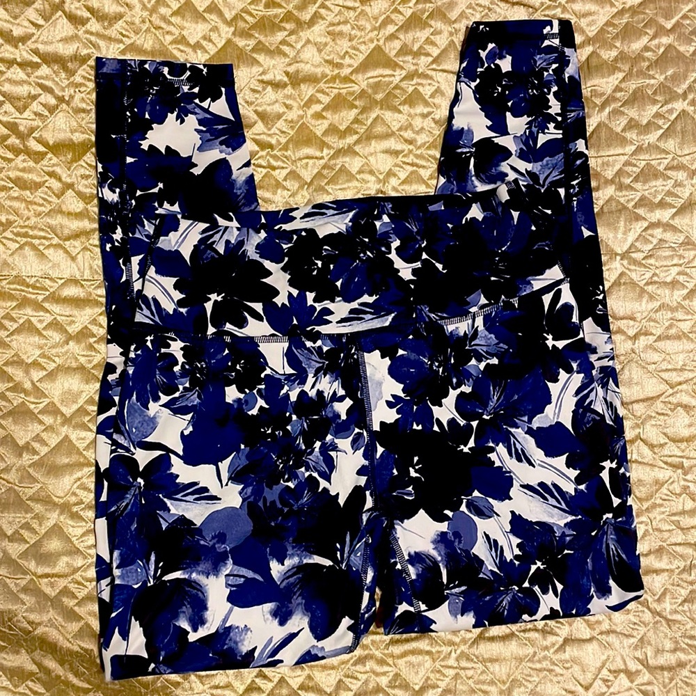 Fabletics PowerHold 7/8 legging